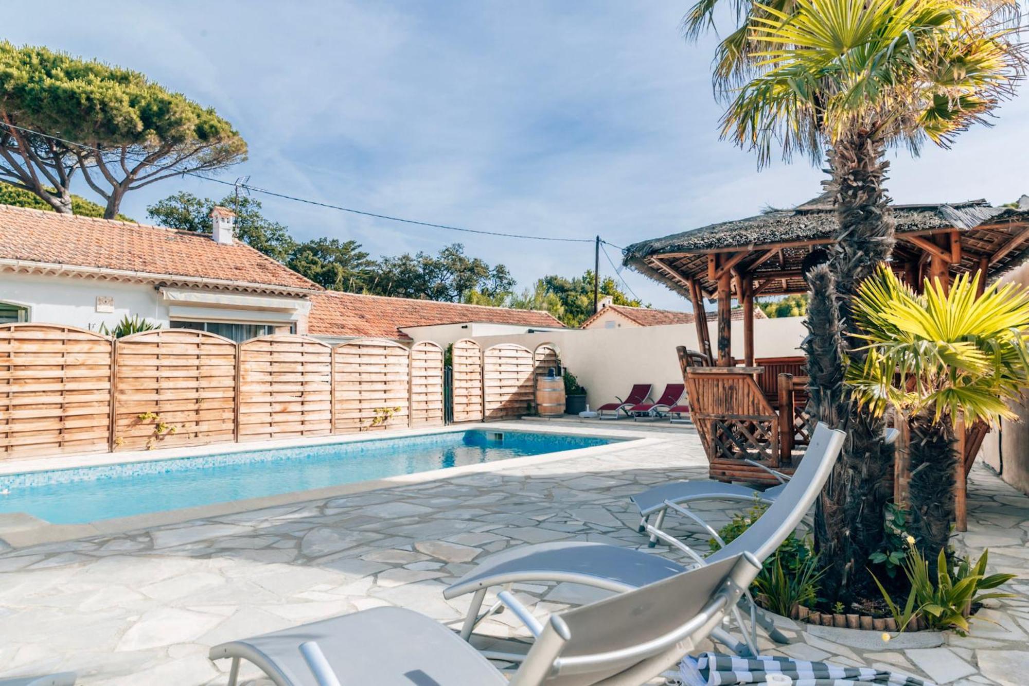 Reve D'Azur, 2 Chambres, Maison Julia En Bord De Mer A La Nartelle, Piscine Partagee, Parking & Terrasse Bbq, Wifi Et Draps Inclus Plage A Pied Сент-Максим Экстерьер фото